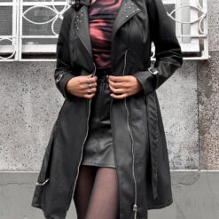 Gabardina con taches