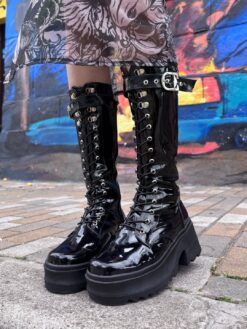 Botas lux de charol